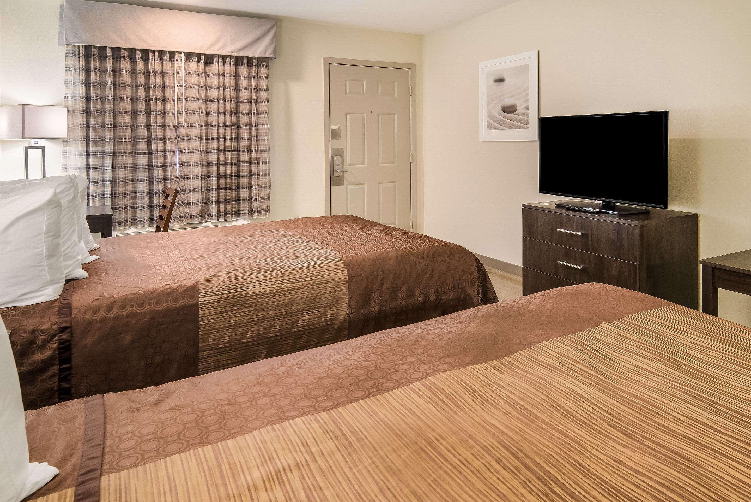 Quality Inn & Suites Dallas-Cityplace エクステリア 写真