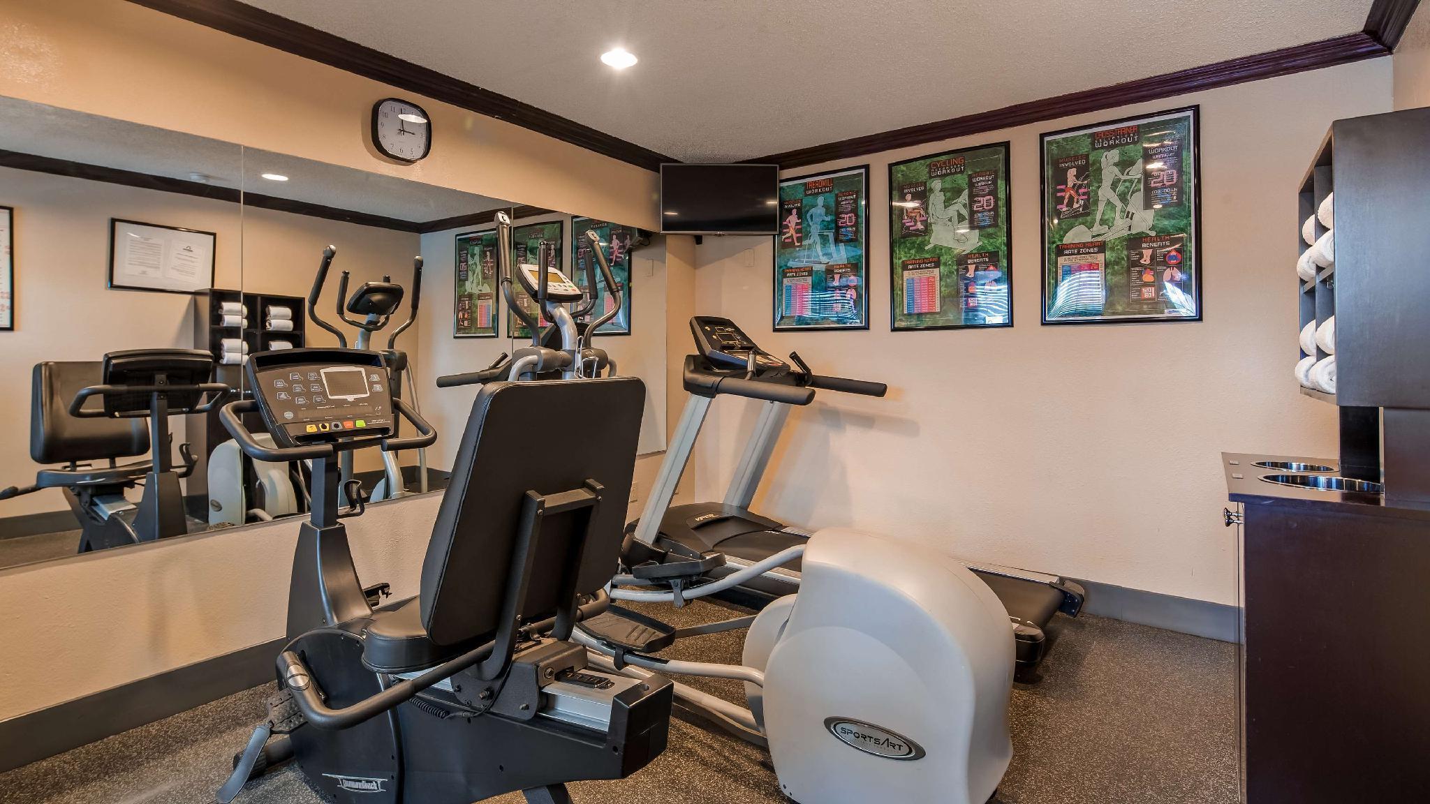 Quality Inn & Suites Dallas-Cityplace エクステリア 写真